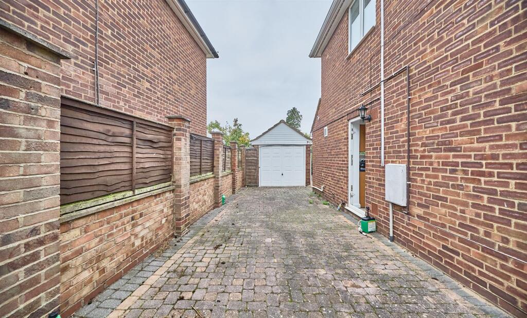 Grace Road Sapcote 7.jpg