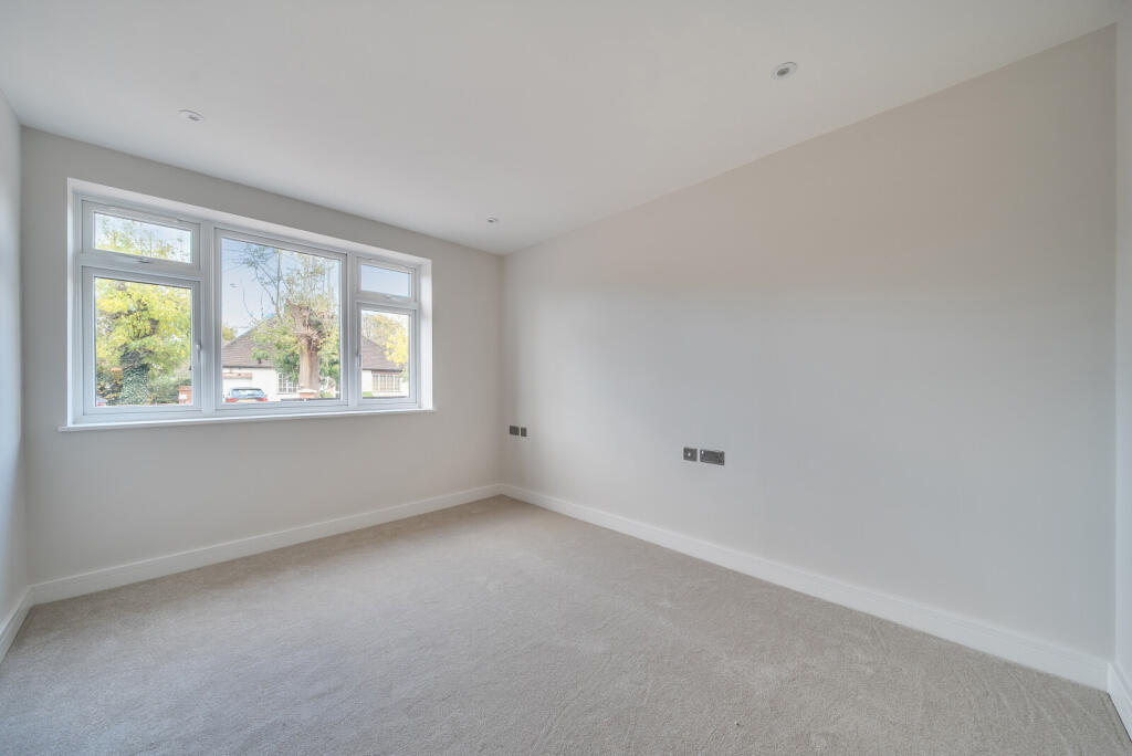 1371904-20-68fbaa...