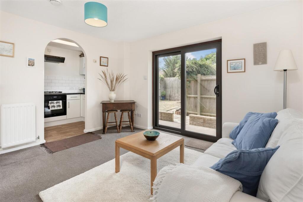 89 Parklands, Banbury-5.jpg