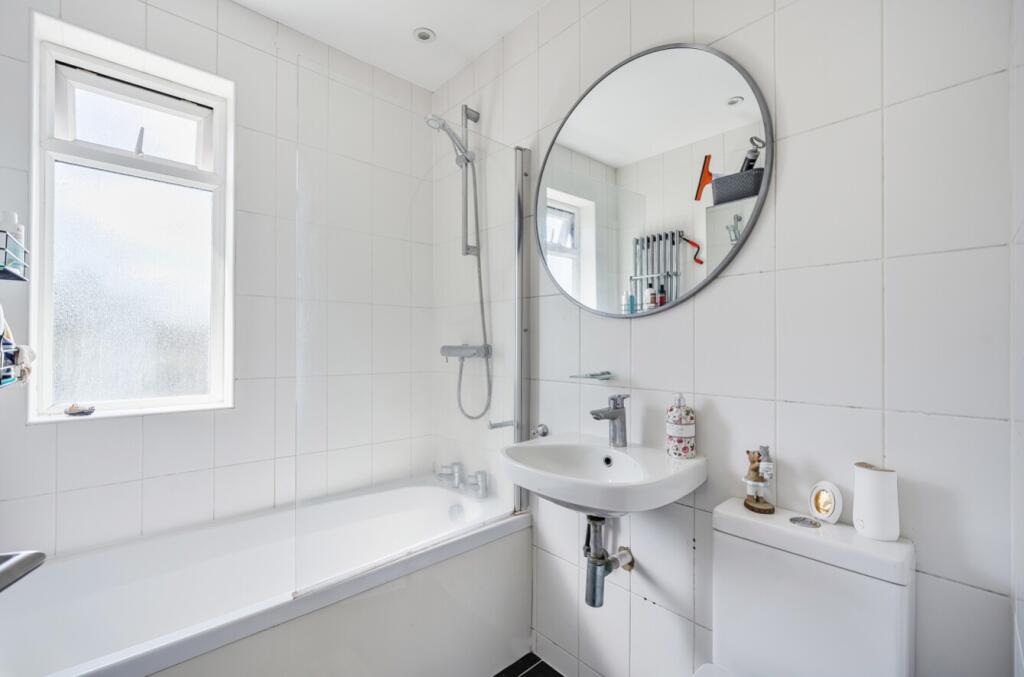 1347584-12-68baf8399419a