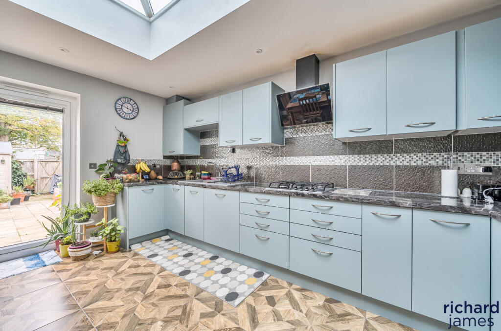 1e110ca3141845409313f51bd2e9a49c