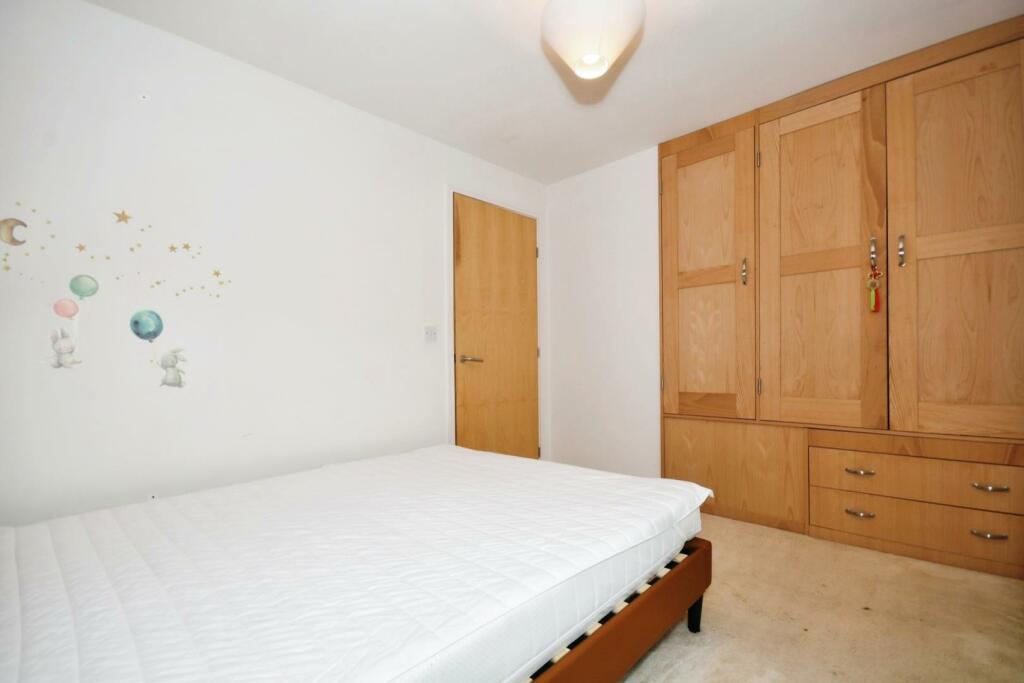 BEDROOM NO.1