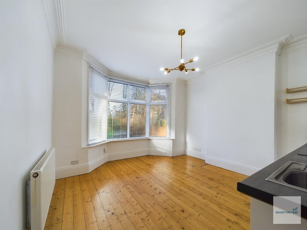 CAM03394G0-PR0221...