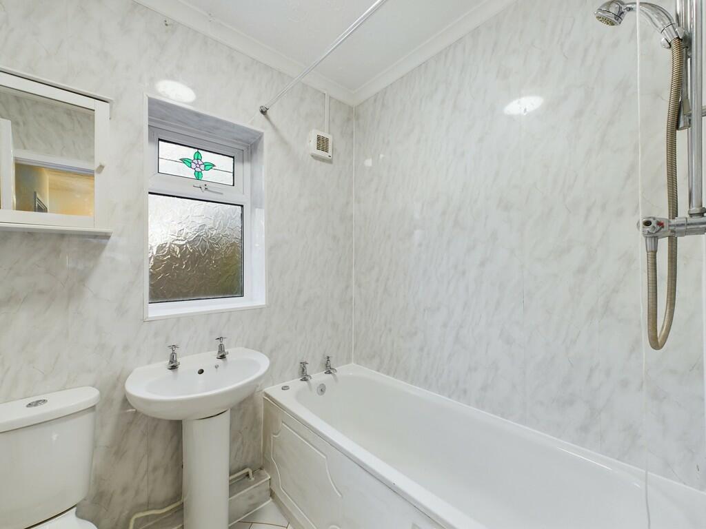 CAM01835G0-PR0124...