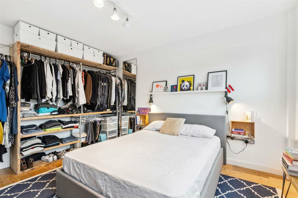 Flat 41 Sandhurst Court, Acre Lane, Brixton, SW2-2