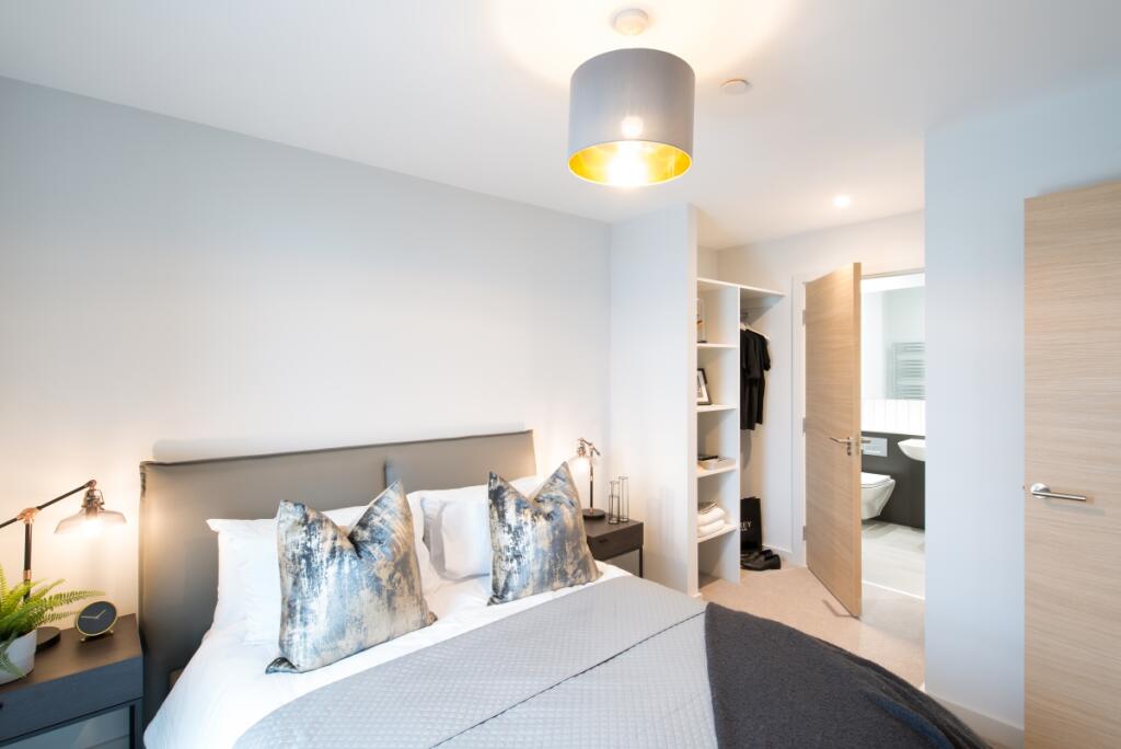 Bedrooms (2)