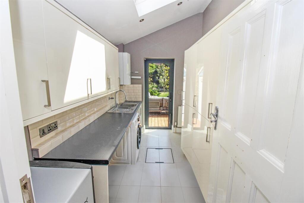 Utility Room.jpg