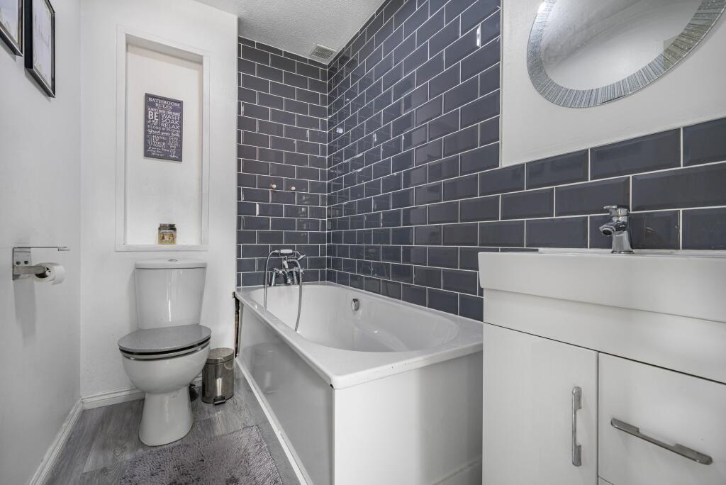 Bathroom (1)
