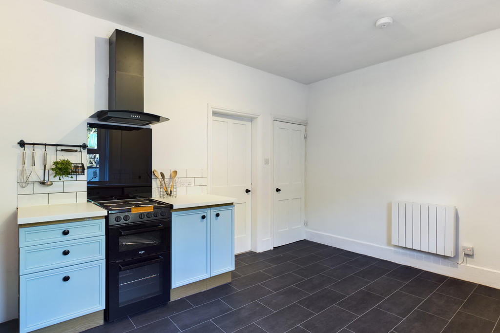 Spacious Kitchen