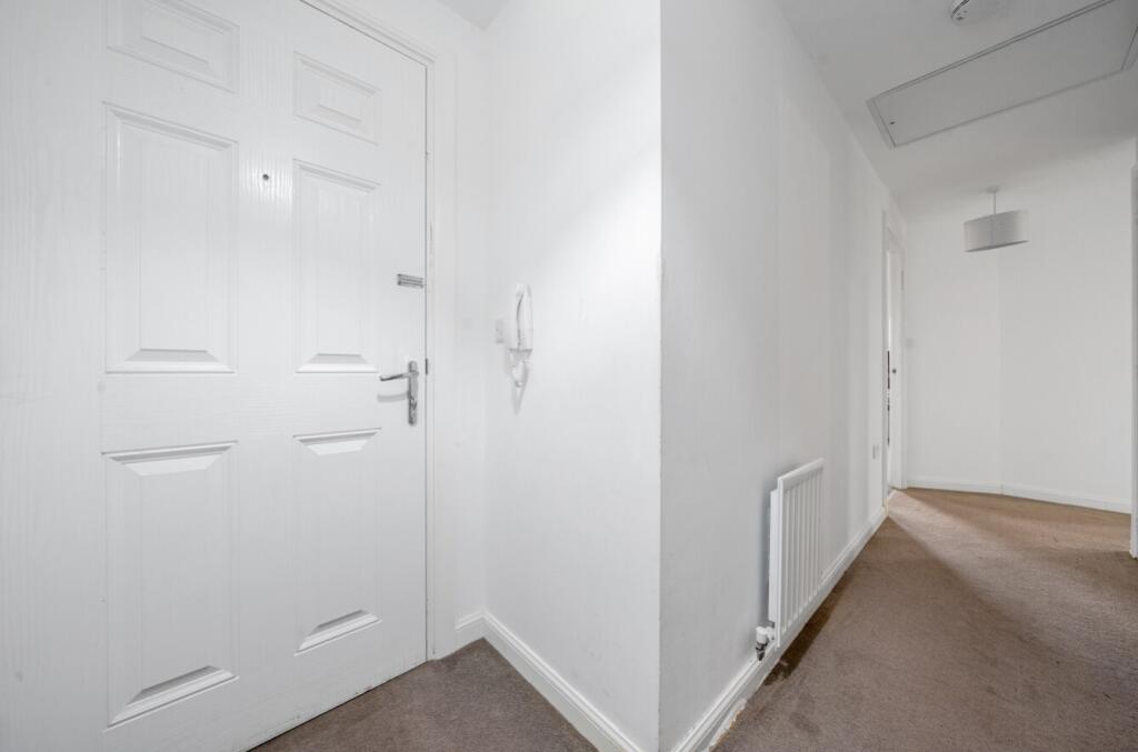 1330194-6-688893bad41e4