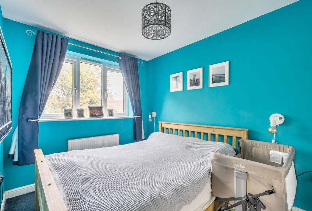 1376401-10-690b67...