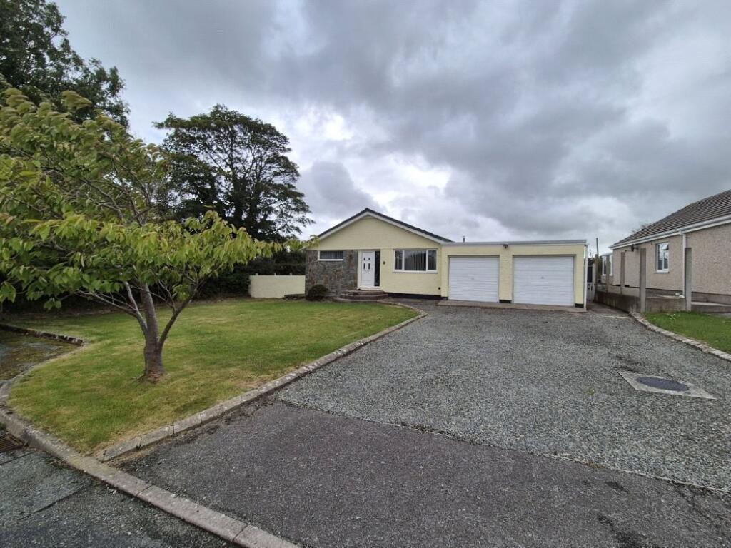 Cae'r Delyn, Bodffordd, Anglesey, LL77