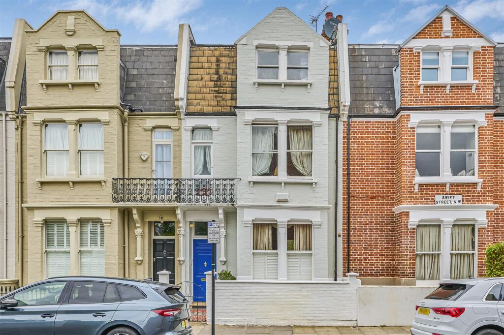 Aspire_-_Swift_Street__London_SW6_5AG__UK_1.jpg