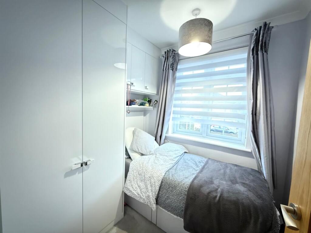 Bedroom.jpg