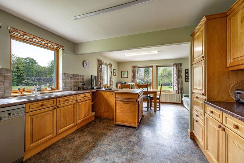 Kitchen &amp; Dining Area