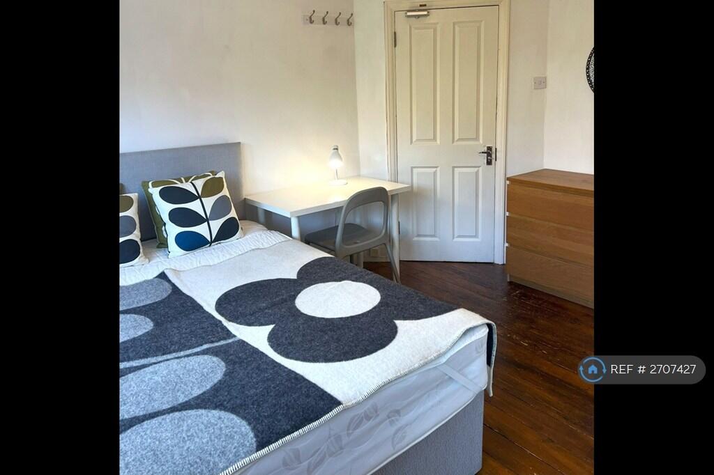 Room 4