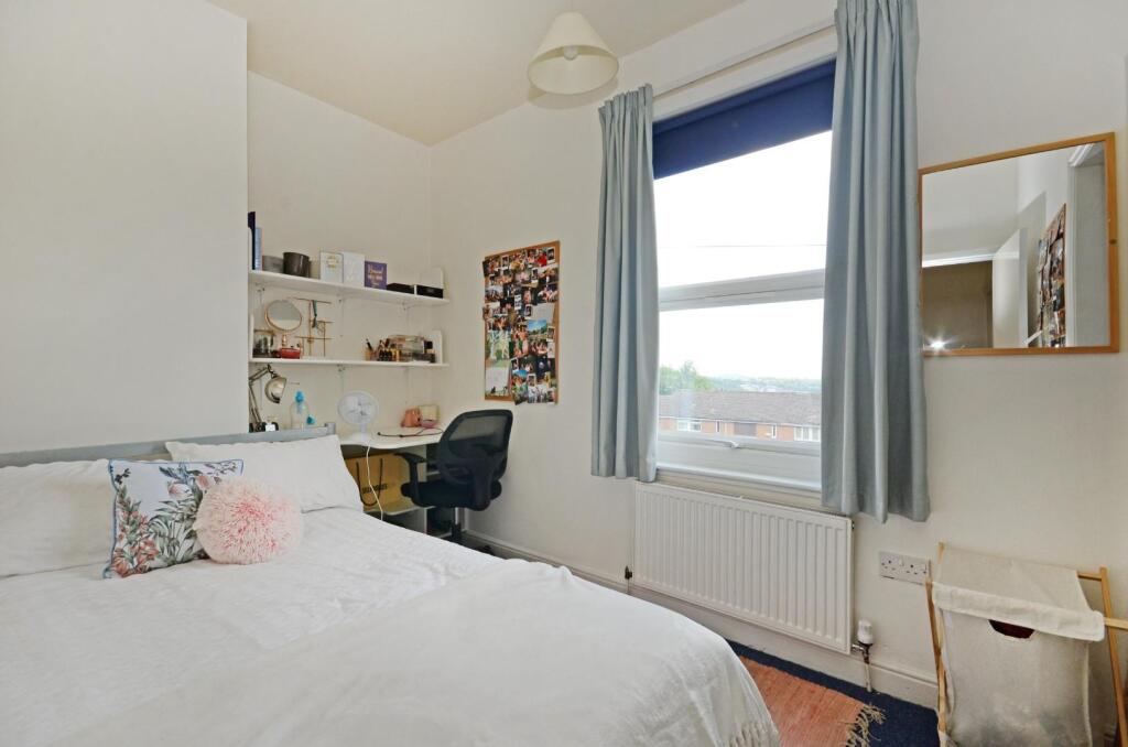 Burns Rd 4, Room 3.jpg