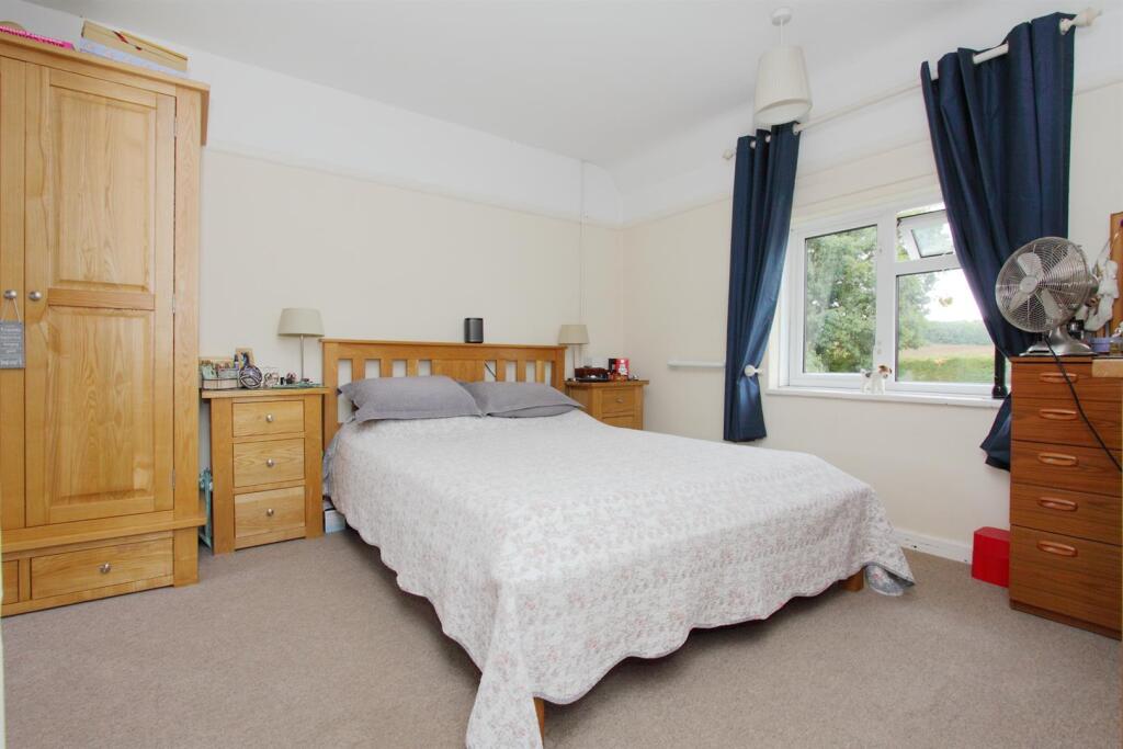 24 beechfield ph18.JPG