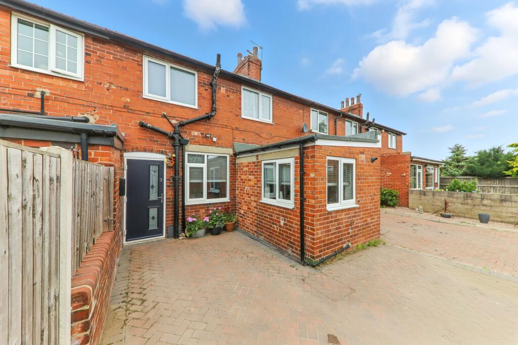 Front - Willow Garth - EweMove Pontefract