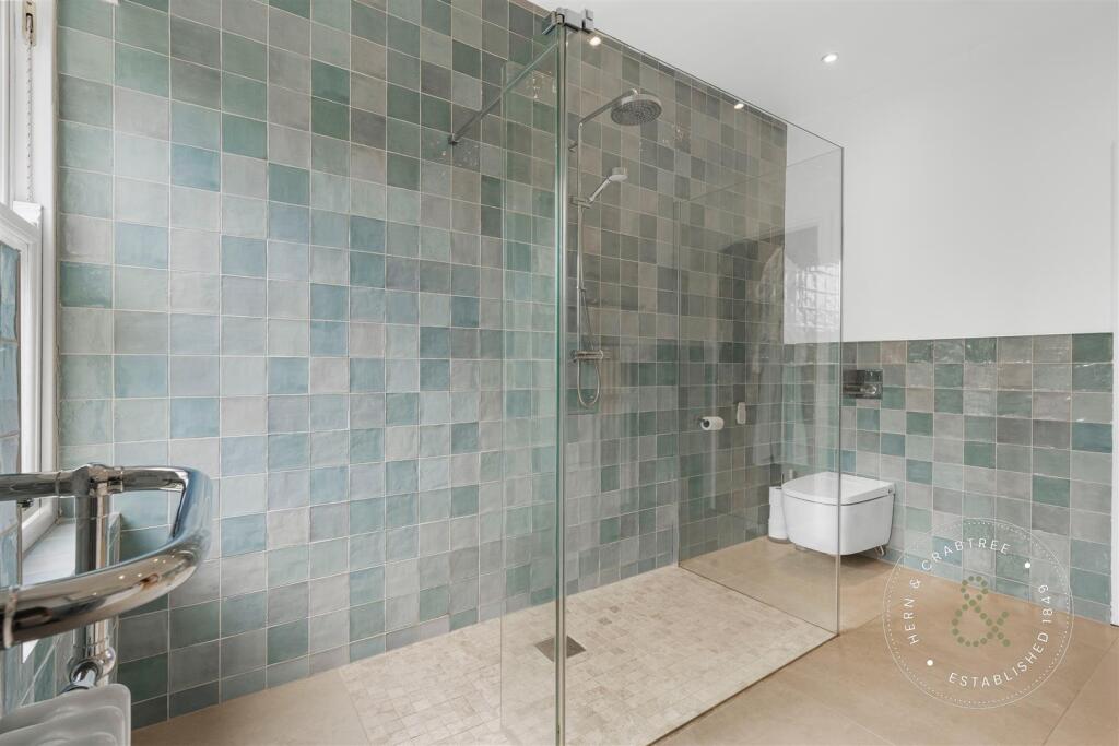 Cathedral Rd, Pontcanna, HernCrabtree (64).jpg