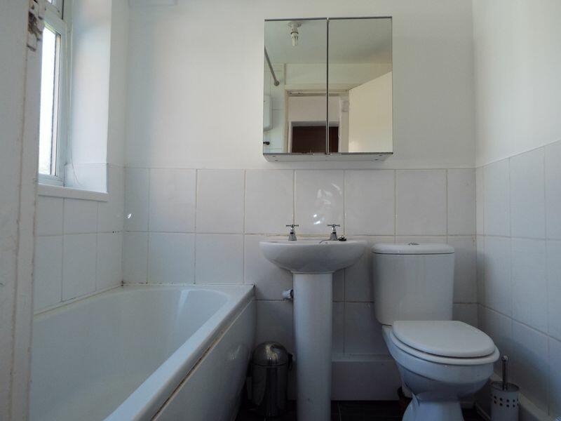Ground floor bathroom 