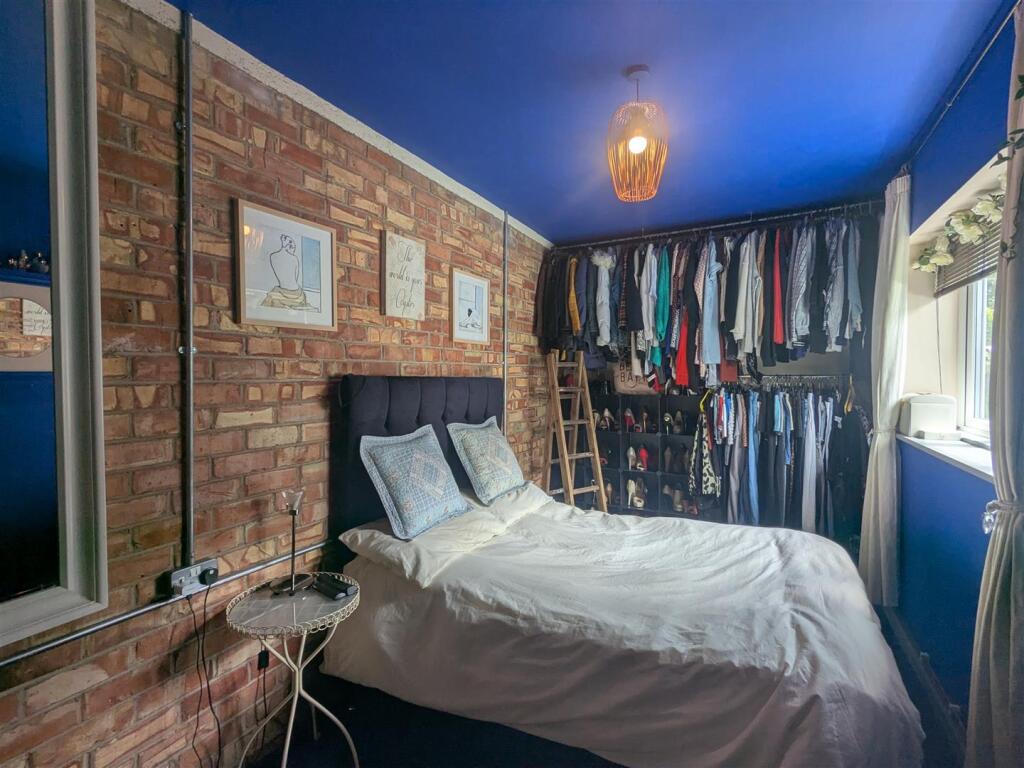 bedroom3.jpg