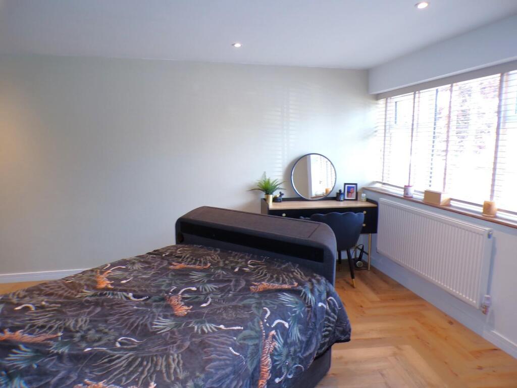 MorseRd11bedd1.JPG