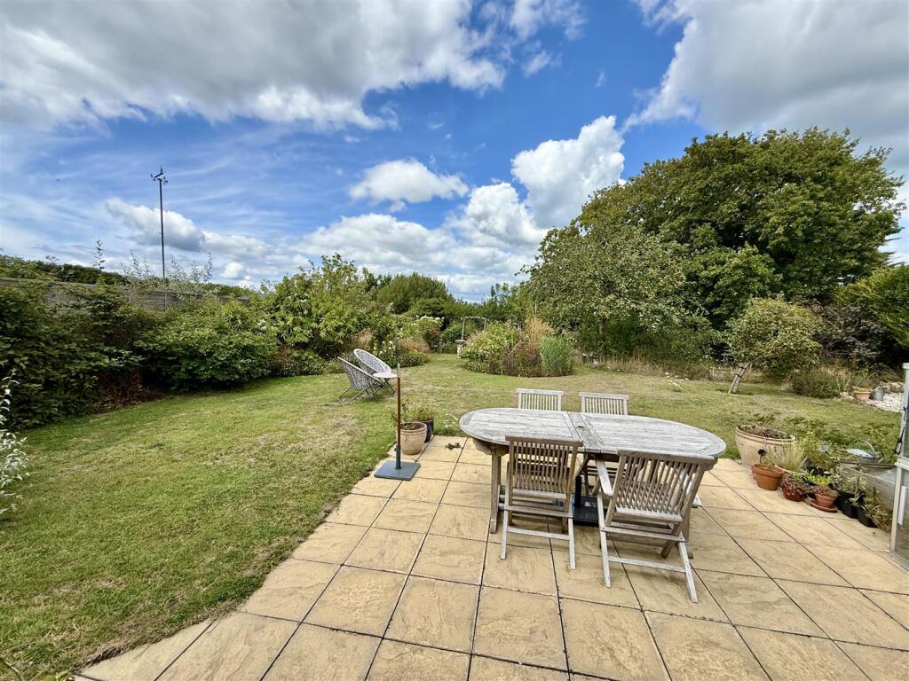Rear Garden: