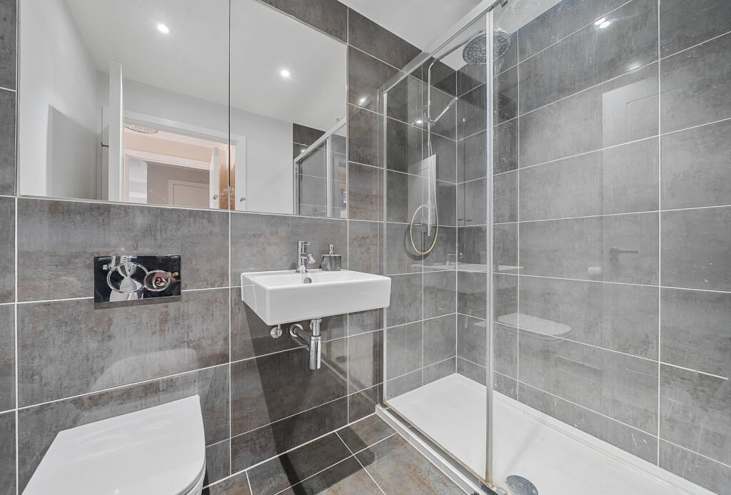 006-11-681cf7ab97...