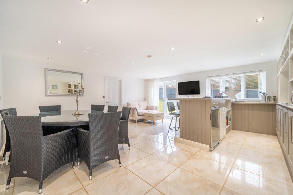Entertainment Room