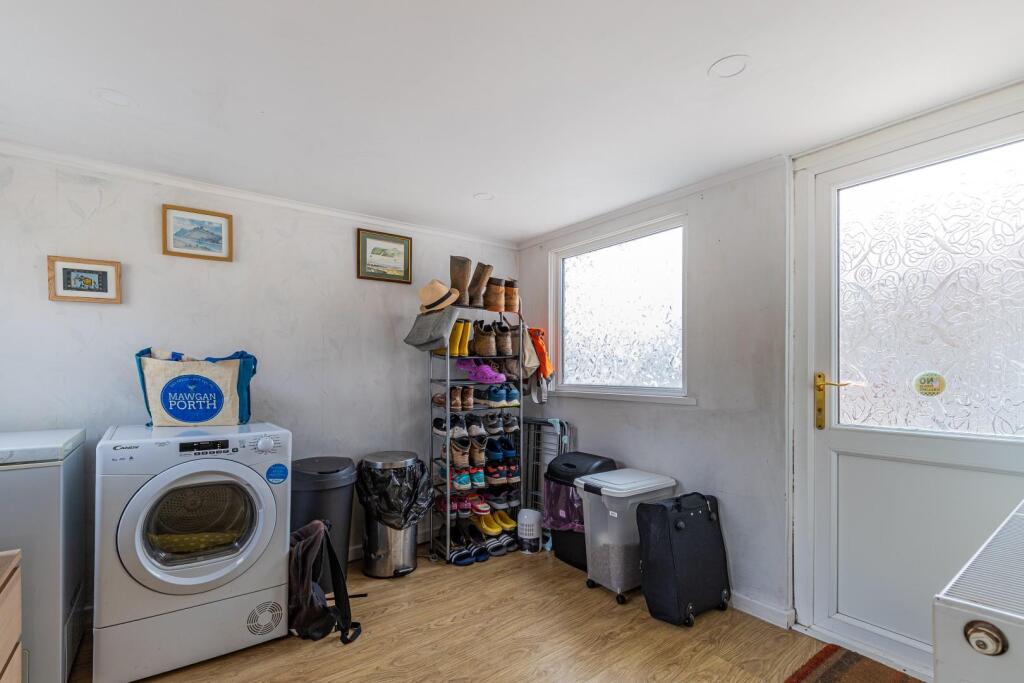 Glendale Avenue 30-8.jpg