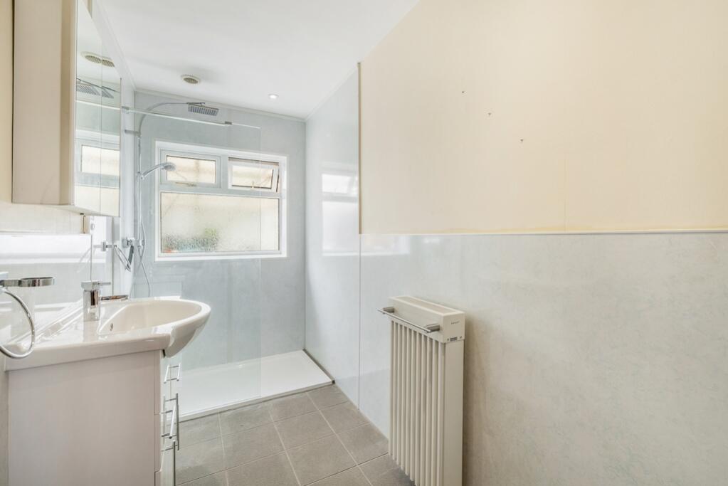 15 Kingsway (Fishtoft)-23