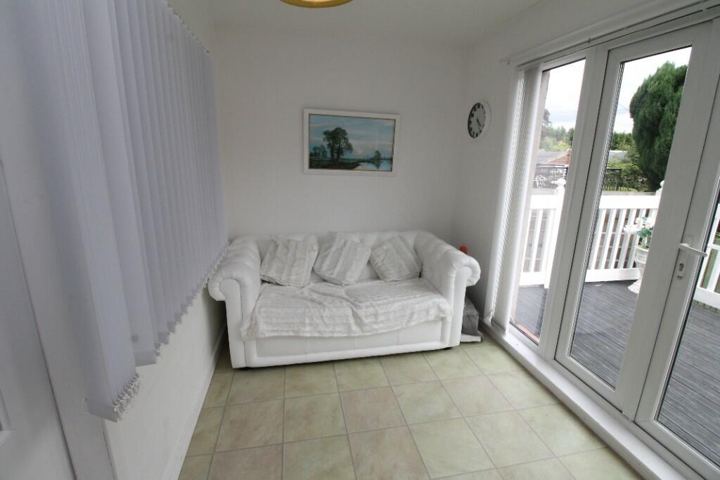 Sunroom/Bed 2