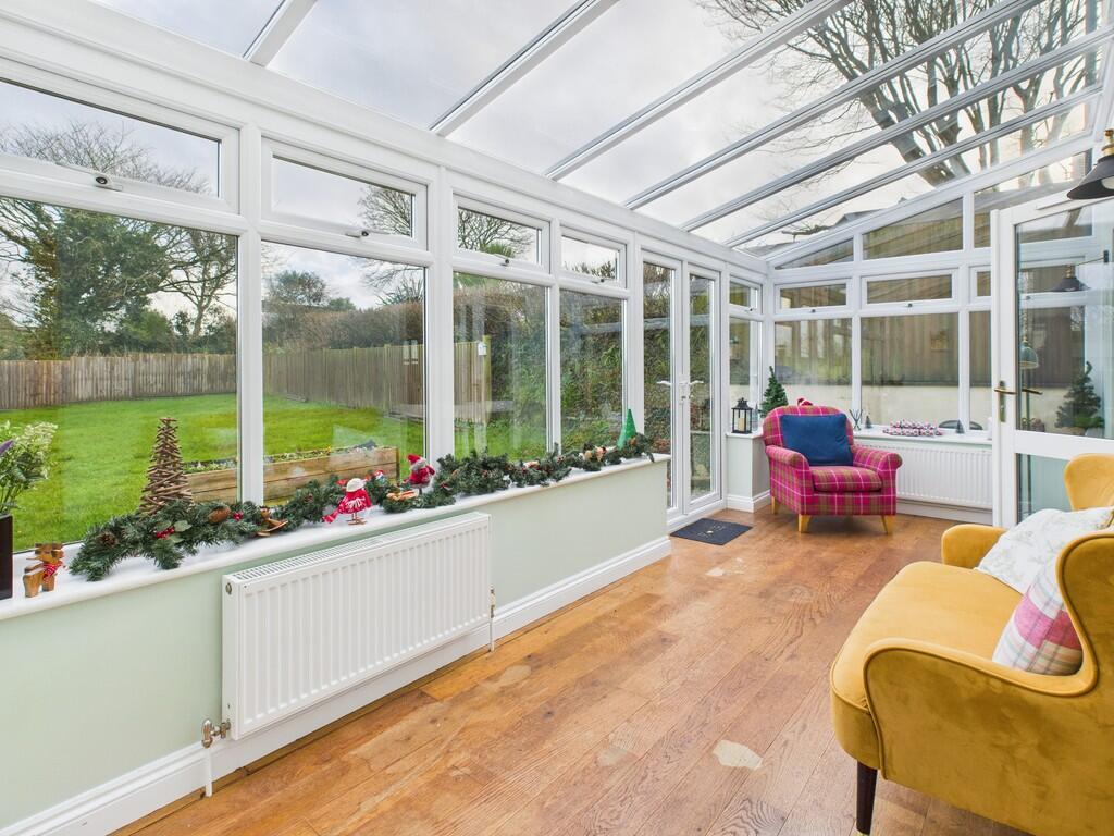 CAM05372G0-PR0097...