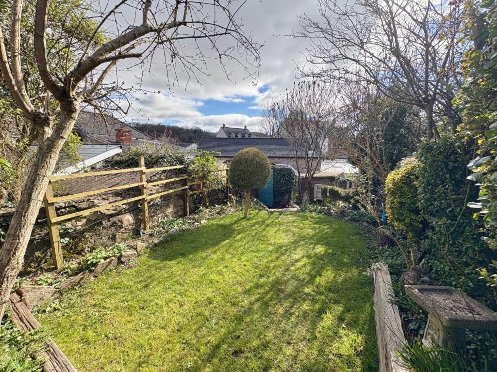 Bampton Seddons