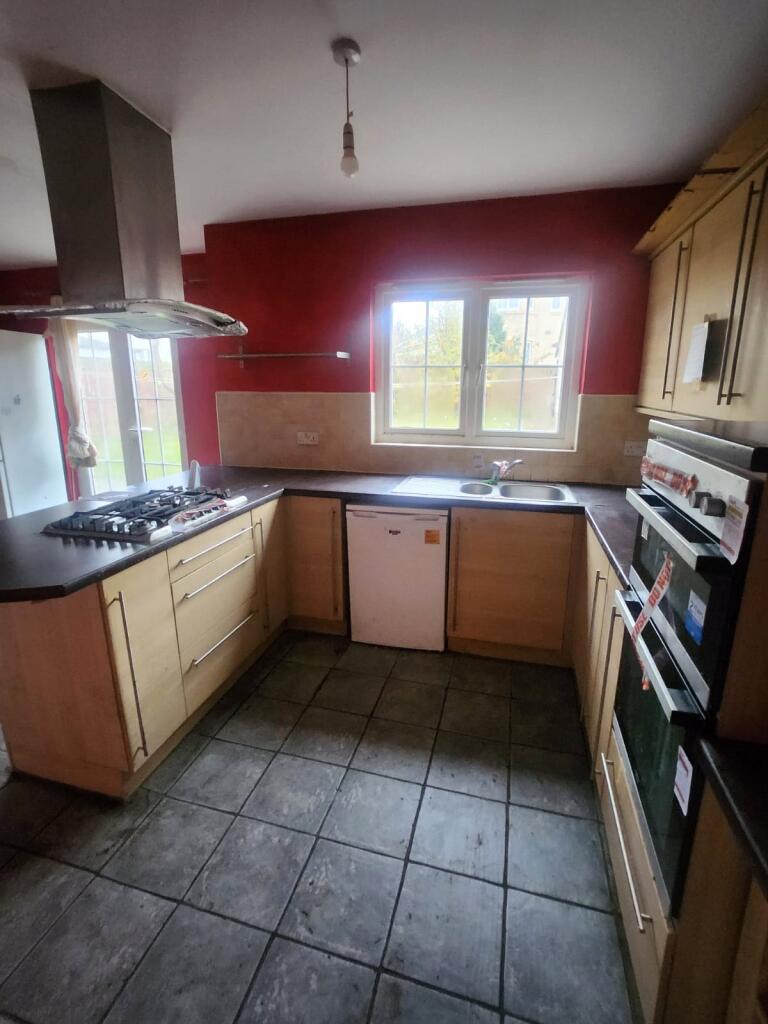 Kitchen Alt
