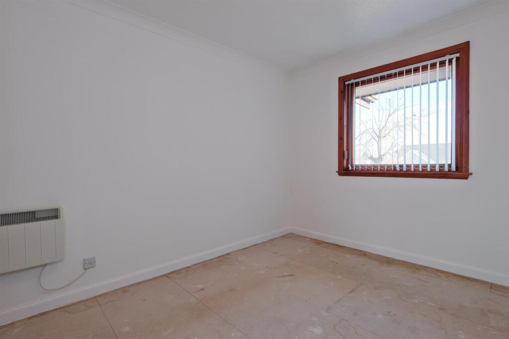 009-4 Kirkvale Court Wishaw, ML2 7BP.jpg