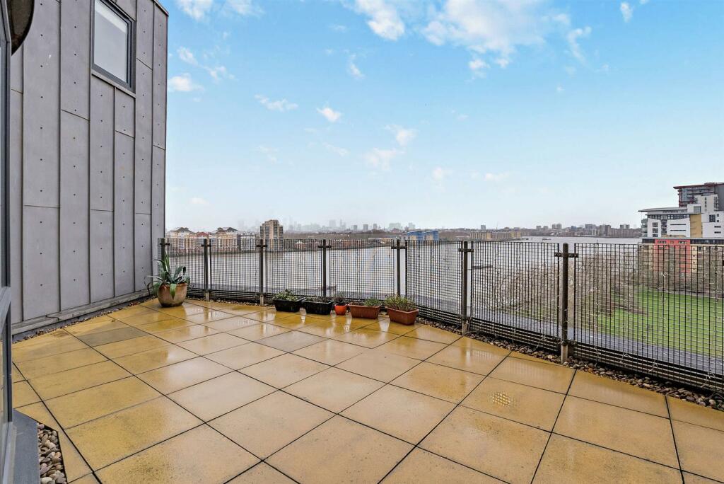 8583375-exterior01-800.jpg