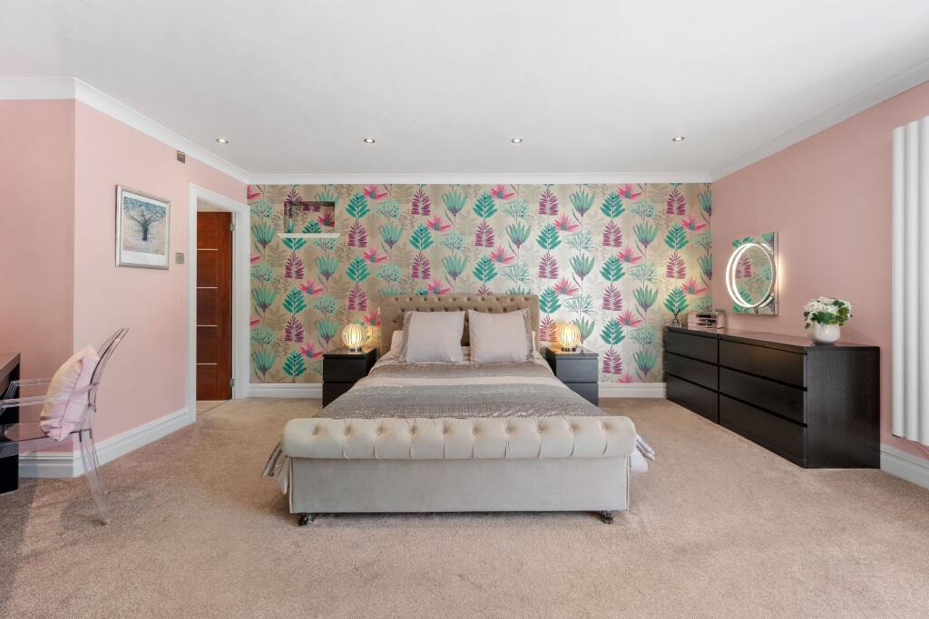 Principal Suite