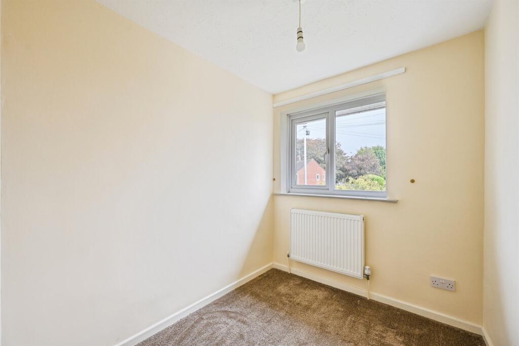 Bedroom: