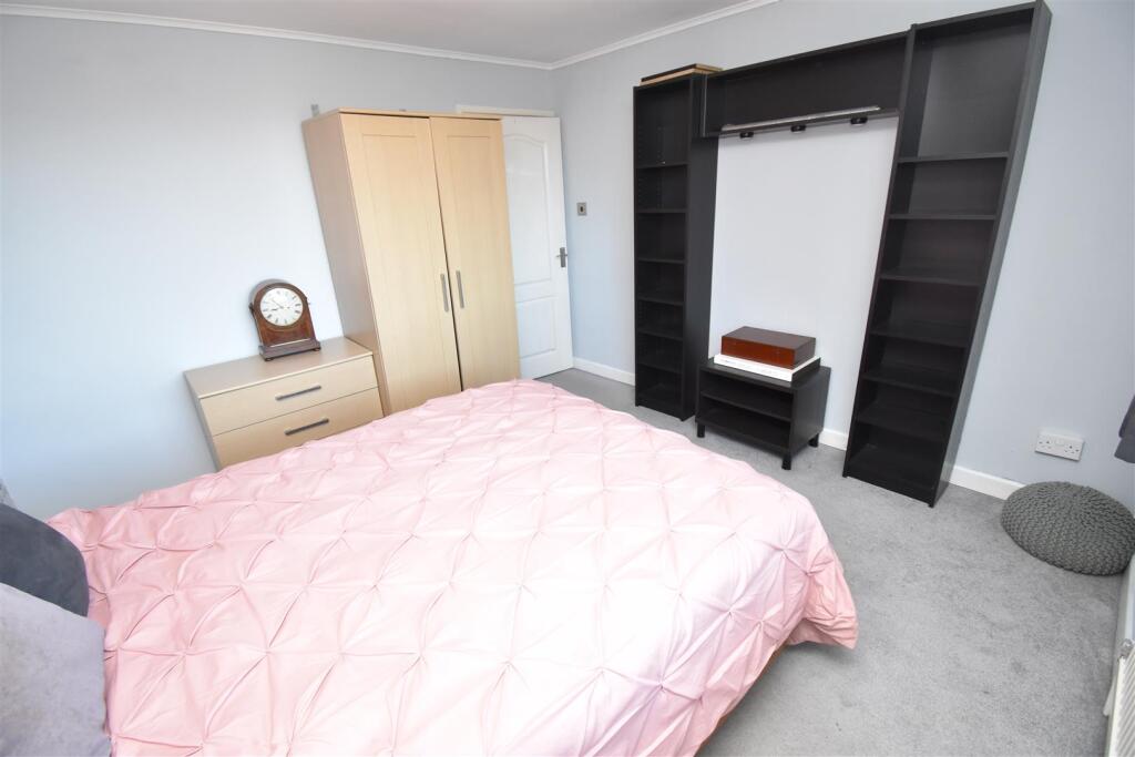 Bedroom 3,1.JPG