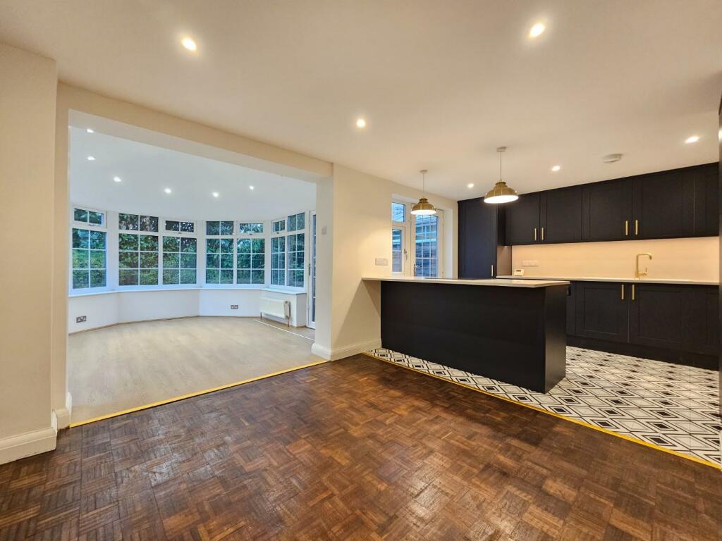 Open Plan Living Dining Kitchen