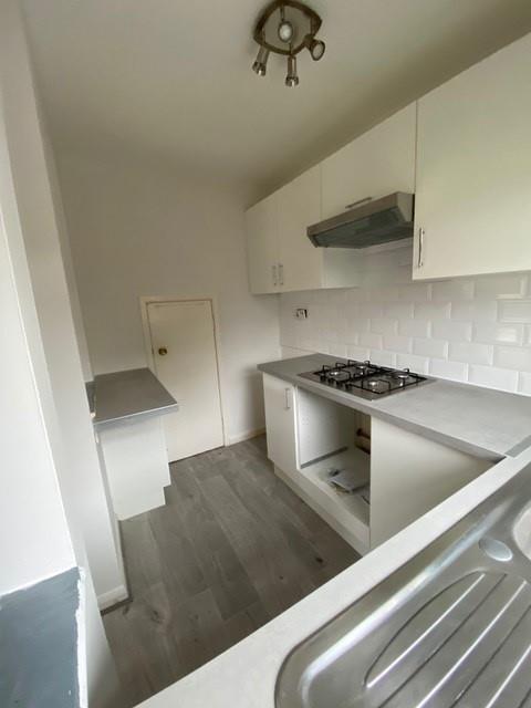 17 Bennions Kitchen 2.jpg