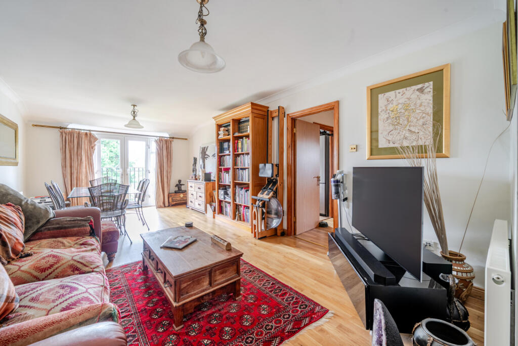 1382695-11-691f34...