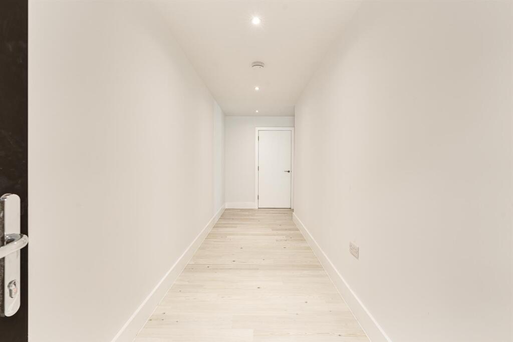 Plot 9 Lindfield Place Final-11.jpg