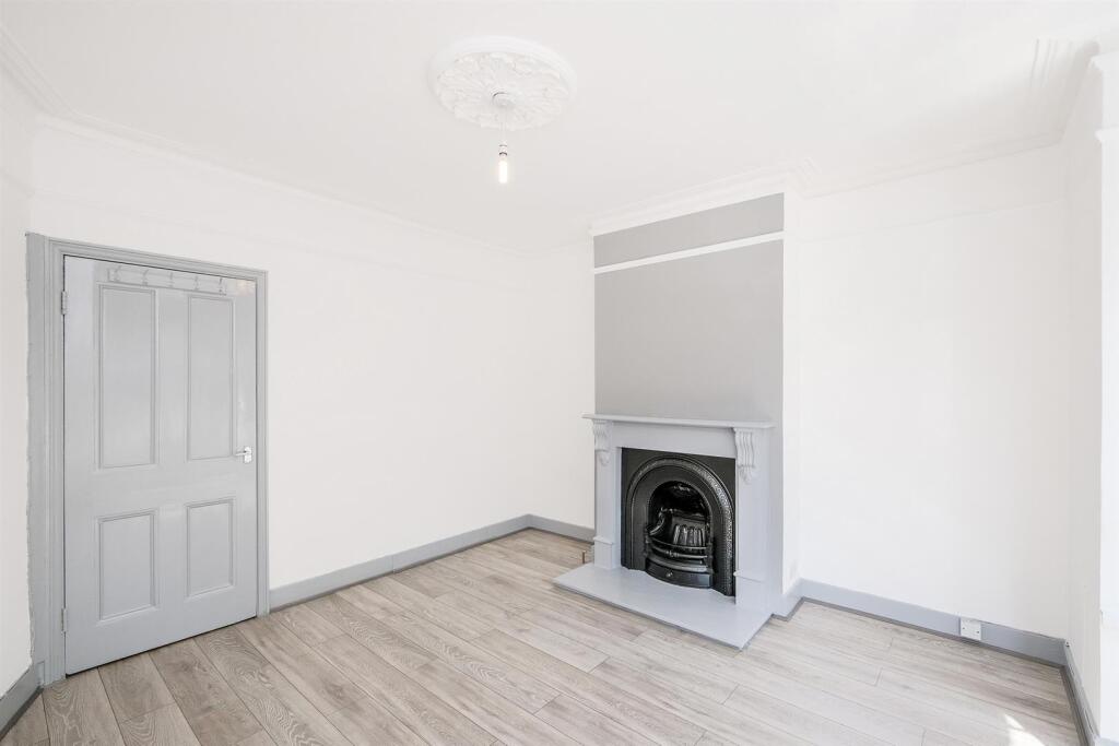 32 Campbell Road-4_web.jpg