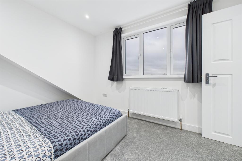 116 Mount Hill Road, Hanham, Bristol BS15 8QR | Fr