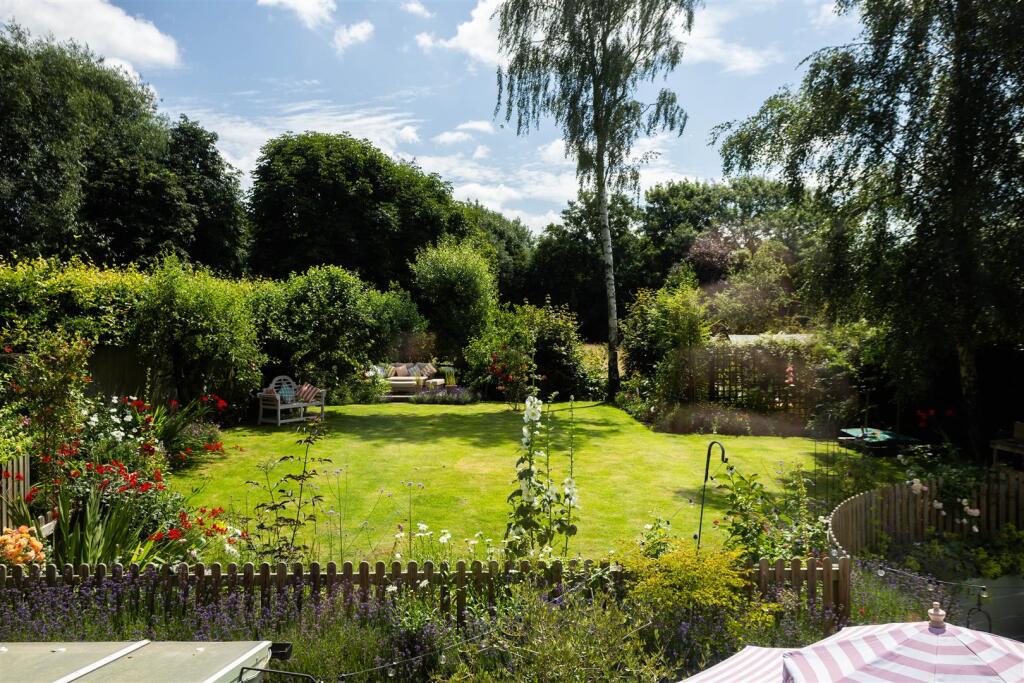 The Old Post Office, Hill Road