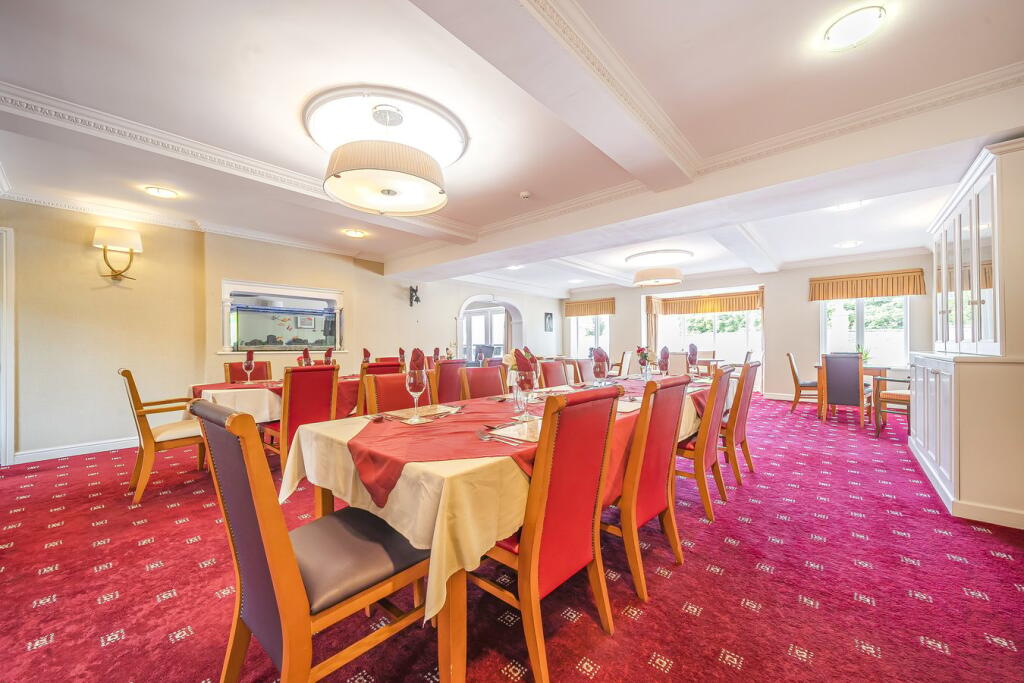 Owners Dining