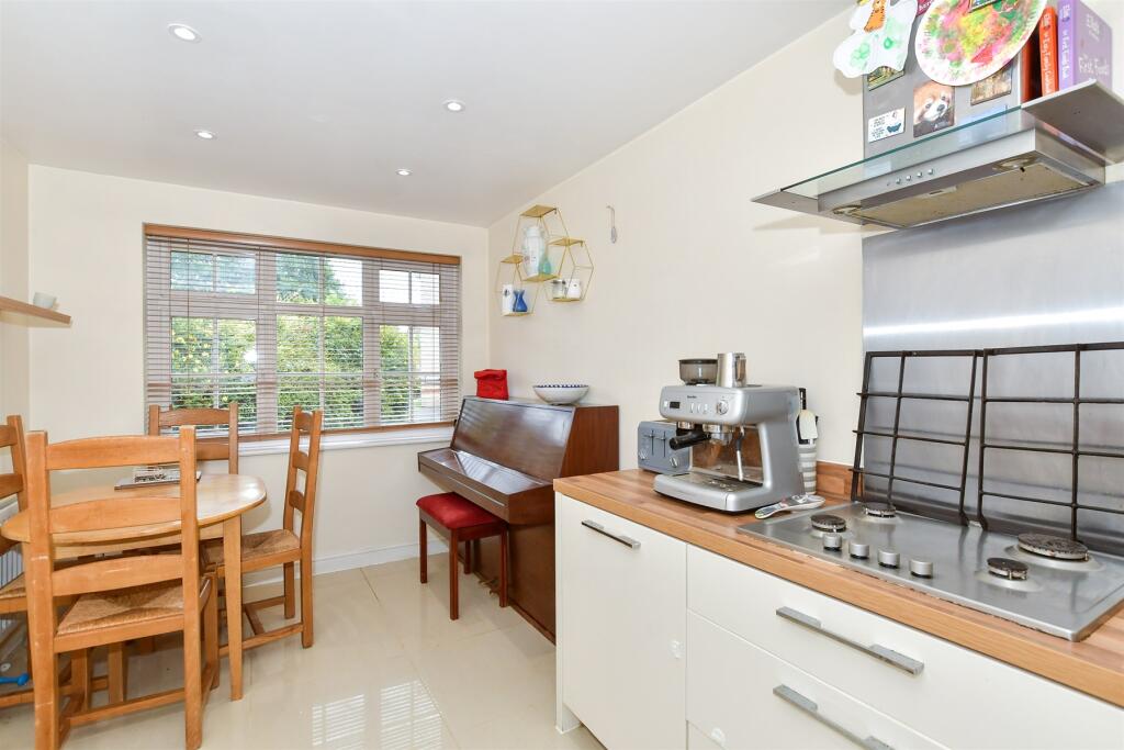 Kitchen/ Diner
